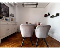 Vivienda de 3 dormitorios, con terraza y  2 plazas de garaje  en San Isidro