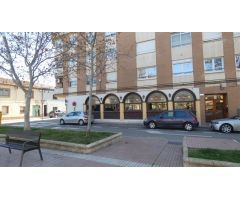 Local comercial en Monzalbarba - Zaragoza.  Referencia LO/02212020.