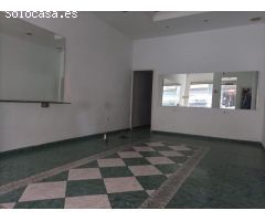 -PLAZA TOROS- LOCAL COMERCIAL EN INMEJOIRABLES CONDICIONES Y CON MAGNIFICA UBICACIÓN DE PASO , ÚNICO