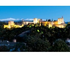 CASA CON LICIENCIA TURÍSTICA CON ALTA RENTABILIDAD DEMOSTRABLE , AL LADO DEL MIRADOR SAN CRISTÓBAL!!