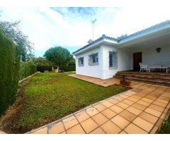 CHALET CON 6 DORMITORIOS Y 3 BAÑOS EN MONTEALTO