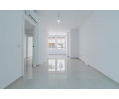Se vende piso totalmente reformado con Licencia de Alquiler turístico en Playa del Cura, Torrevieja
