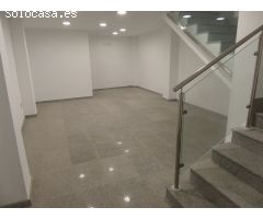 LOCAL COMERCIAL EN ZONA CRUCERISTA