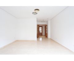 Inmocartago alquila piso sin amueblar de 146 M² en Alameda de San Anton