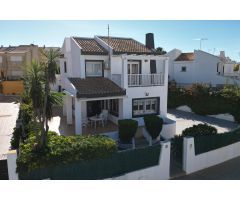 CHALET EN CABO DE PALOS EN PARCELA DE 447 M²