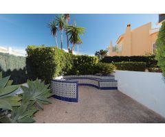 CHALET EN CABO DE PALOS EN PARCELA DE 447 M²