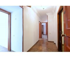PISO DE 153 M²  EN PLENO CENTRO DE CARTAGENA CON PLAZA DE GARAJE