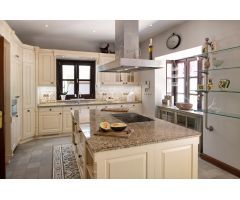 Preciosa villa de estilo andaluz en Sierra Blanca 