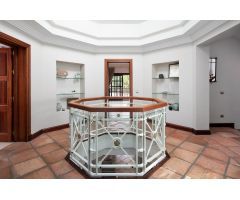 Preciosa villa de estilo andaluz en Sierra Blanca 