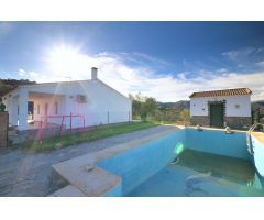 Villa en Venta en Comares, Málaga