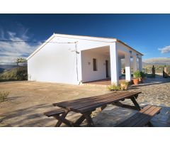 Villa en Venta en Comares, Málaga