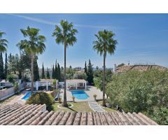 Pareado en Venta en Marbella, Málaga
