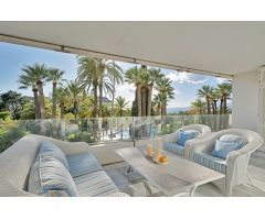 Vacaciones de ensueño en Marbella – Apartamento con vistas al mar en Rio Real