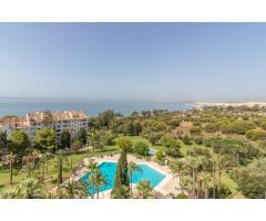 Vacaciones de ensueño en Marbella – Apartamento con vistas al mar en Rio Real