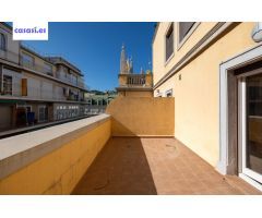 Semiatico con terraza en la Calle Ángel Ganivet