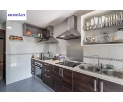 ¡¡Fanta?stico piso de 7 habitaciones en Bola de Oro!!