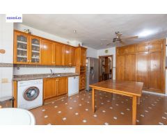 Increíble ático dúplex a reformar en zona Alhamar