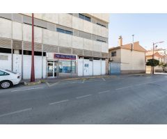 VENTA DE LOCAL COMERCIAL EN ARMILLA JUNTO IGLESIA SAN MIGUEL