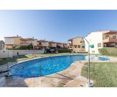 Fantástica casa en pleno paseo marítimo de Salobreña.