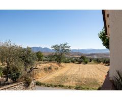 CASA DE ENSUEÑO CON PISCINA EN NIGUELAS