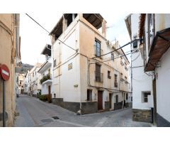 CASA CON SOLARIUM