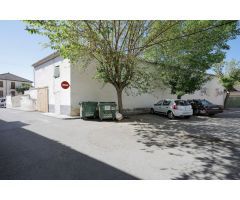 ¡Atención inversores! Casa Señorial en centro Alhendín con Solar edificable