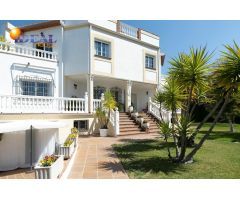 Espectacular Chalet en Los Cerezos (Gojar)