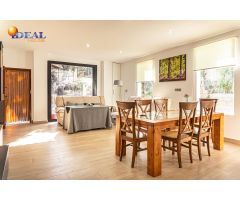 ESPECTACULAR CASA CON TERRENO EN LA SIERRA SUR