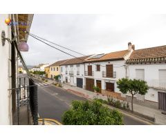Adosado en Venta en Valderrubio, Granada