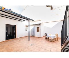 CASA DE PUEBLO EN ZUJAIRA