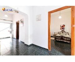 CASA DE PUEBLO EN ZUJAIRA