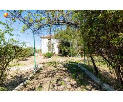 Villa en Venta en Cogollos de la Vega, Granada