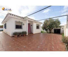 CASA EN PLANTA BAJA CON TERRENO EN ALBAYCÍN