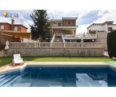 GRAN CHALET INDEPENDIENTE EN LACHAR