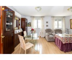 PRECIOSA CASA EN URBANIZACION PRIVADA