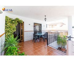 Gran Oportunidad en Láchar (Granada): Espectacular Casa con Local Comercial.