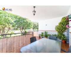 Gran Oportunidad en Láchar (Granada): Espectacular Casa con Local Comercial.