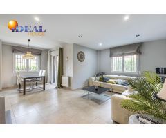 Exclusivo Chalet Pareado con Licencia Turística y Piscina Privada: Tu Paraíso Personal