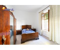 PRECIOSA CASA CON TERRENO EN PASEO DE LA REINA, FUENTE VAQUEROS