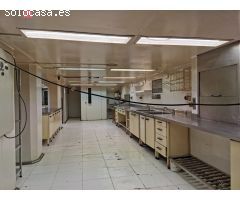 ESCORXADOR. LOCAL COMERCIAL IDEAL CAFETERIA