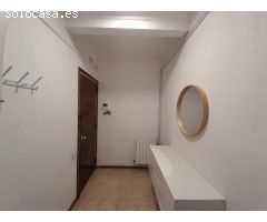Temporada. Piso amueblado y equipado de 2 habitaciones con ascensor.