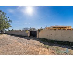 EXCLUSIVA CASA CON TERRENO EN MONTBRIO DEL CAMP