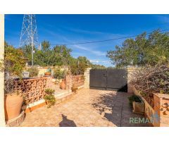 EXCLUSIVA CASA CON TERRENO EN MONTBRIO DEL CAMP