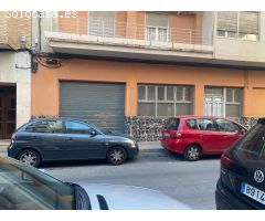 Local para reformar bien ubicado para negocio o vivienda