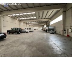 Nave en esquina de 1.500 m2 con 5 accesos y campa