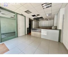 Local comercial en Avda Santa Ana / 550€