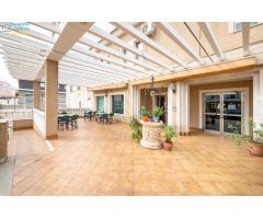 Hotel de 12 habitaciones y gran salón de fiestas en Moraleda de Zafayona