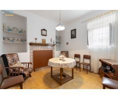 ENCANTADORA CASA EN CACÍN