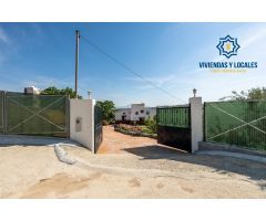 Estupendo chalet con apartamento y piscina en Salar