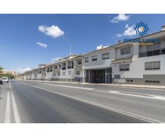 CASA EN CARRETERA DE LA SIERRA